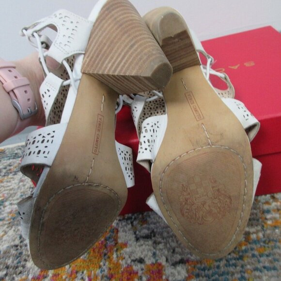 Vince Camuto Esten Heeled Sandal Women Size 7 White Cut Out Heeled Leather 450 - Picture 3 of 9